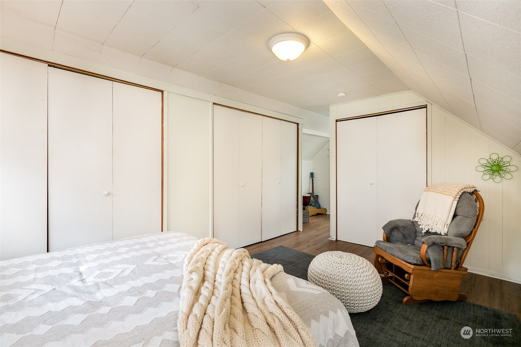 3408 Rockefeller Avenue Everett, WA 98201 - Photo 6 of 36 a bedroom with bed and a window