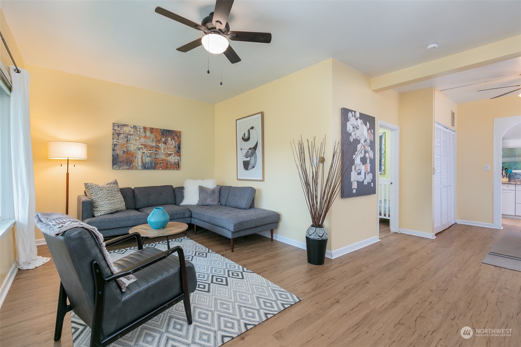 3408 Rockefeller Avenue Everett, WA 98201 - Photo 7 of 36 a living room with furniture and wooden floor