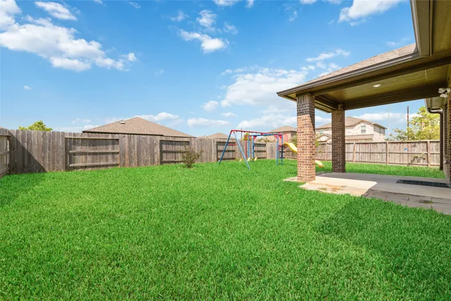 $439,999 | 1804 Ithaca Grove Lane, Pearland, TX 77089