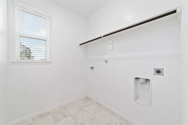 $439,999 | 1804 Ithaca Grove Lane, Pearland, TX 77089