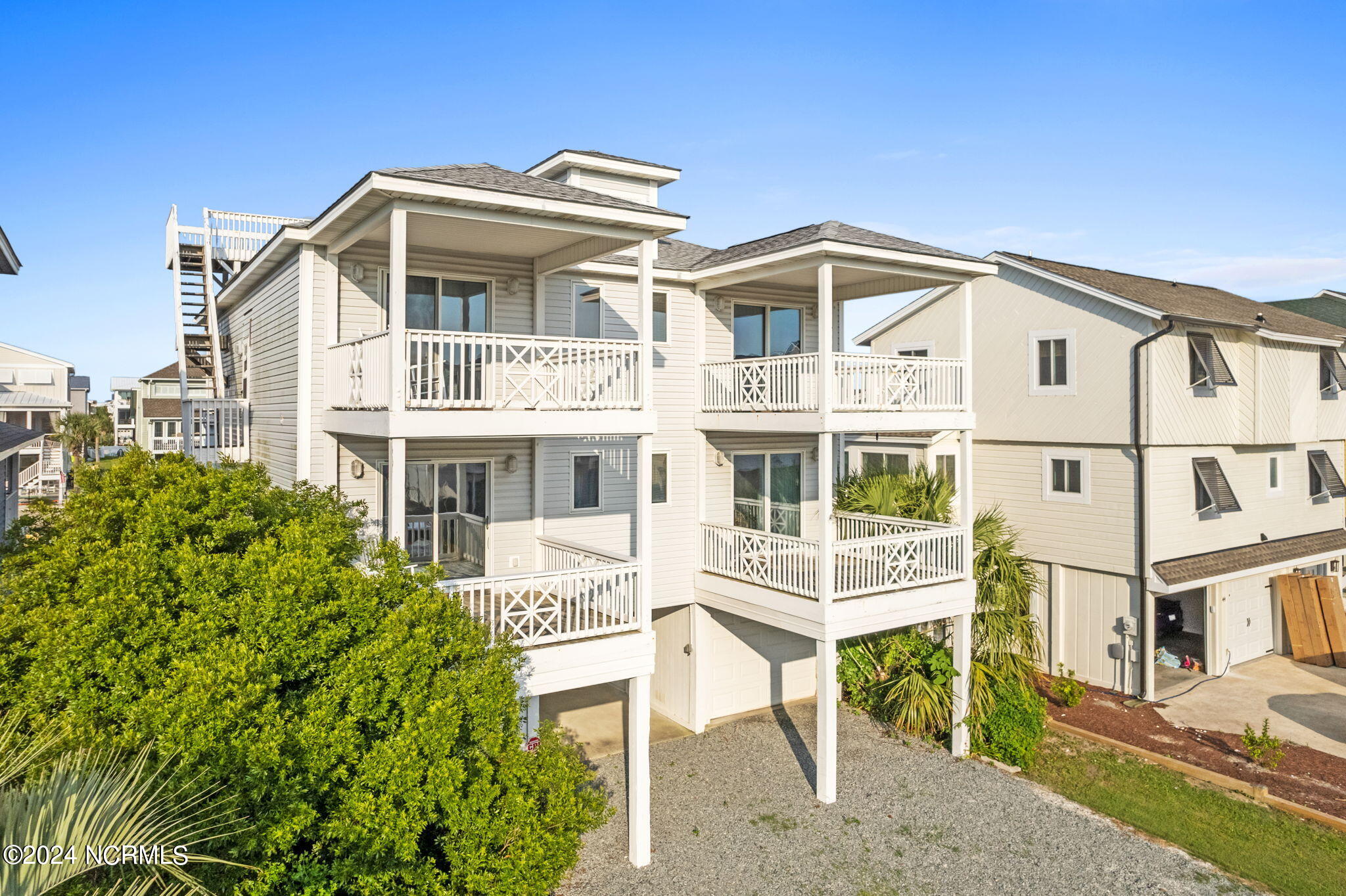 46 Union Street Ocean Isle Beach, NC 28469 - Photo 4 of 54 KahunaPhoto.com 46-48