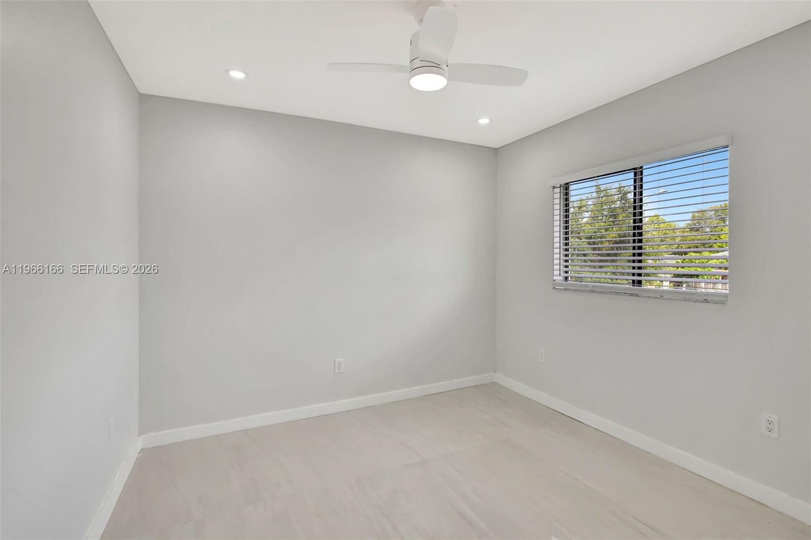 3916 Northwest 207 St Road Miami Gardens, FL 33055 - Photo 33 of 38
