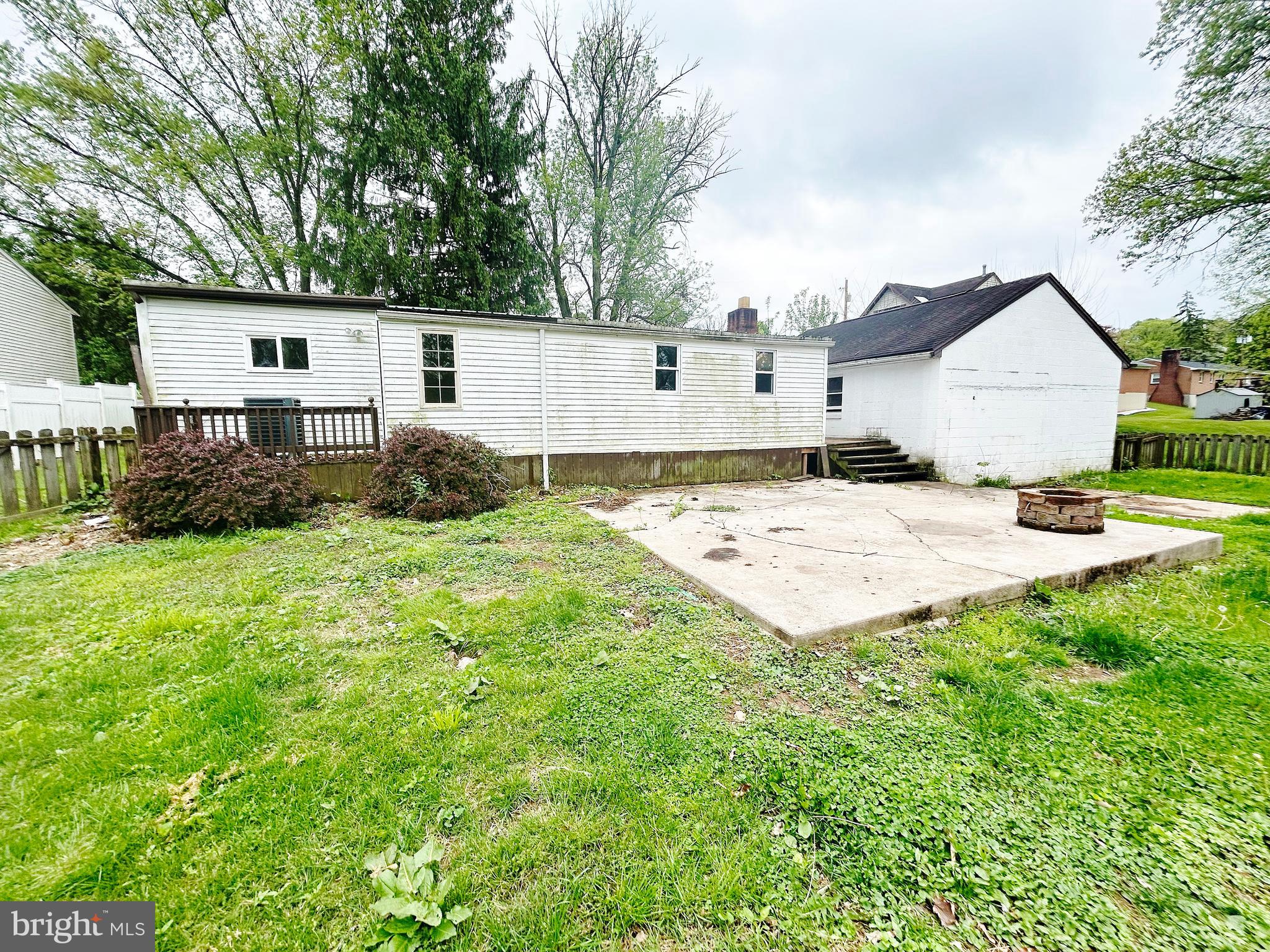 2311 Log Cabin Road York, PA 17408 - Photo 18 of 26 Gallery Image 18