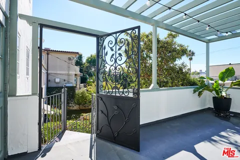 $2,799,000 | 1849 Benecia Avenue, Los Angeles, CA 90025