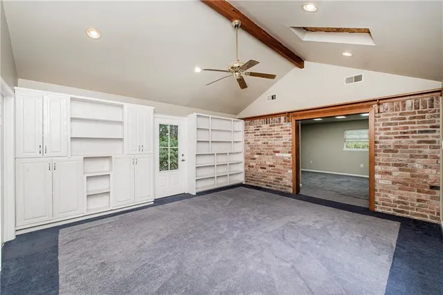 $400,000 | 704 White Oak Drive, Denham Springs, LA 70726