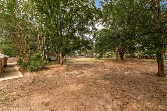 $400,000 | 704 White Oak Drive, Denham Springs, LA 70726