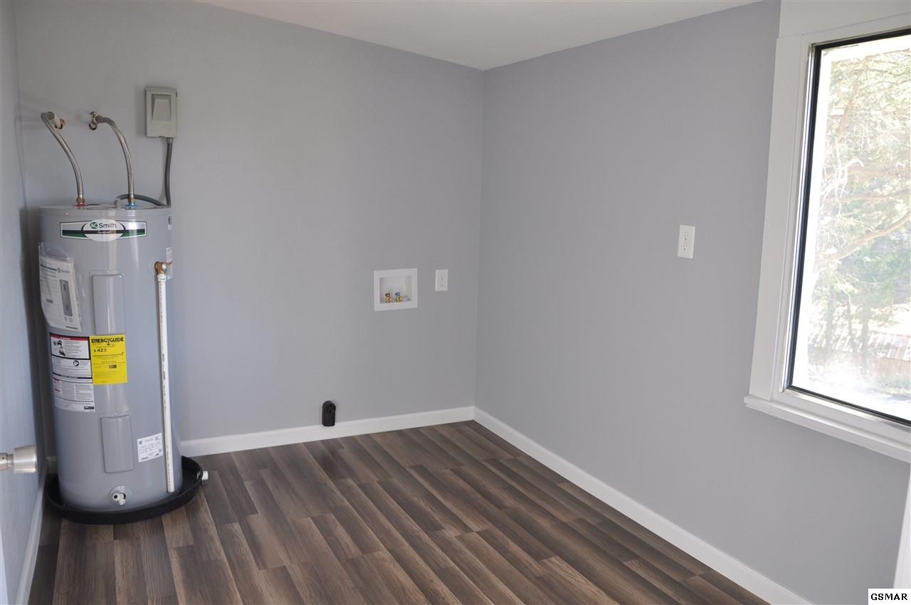 1578 Parrotts Chapel Road Sevierville, TN 37876 - Photo 22 of 27 Gallery Image 22