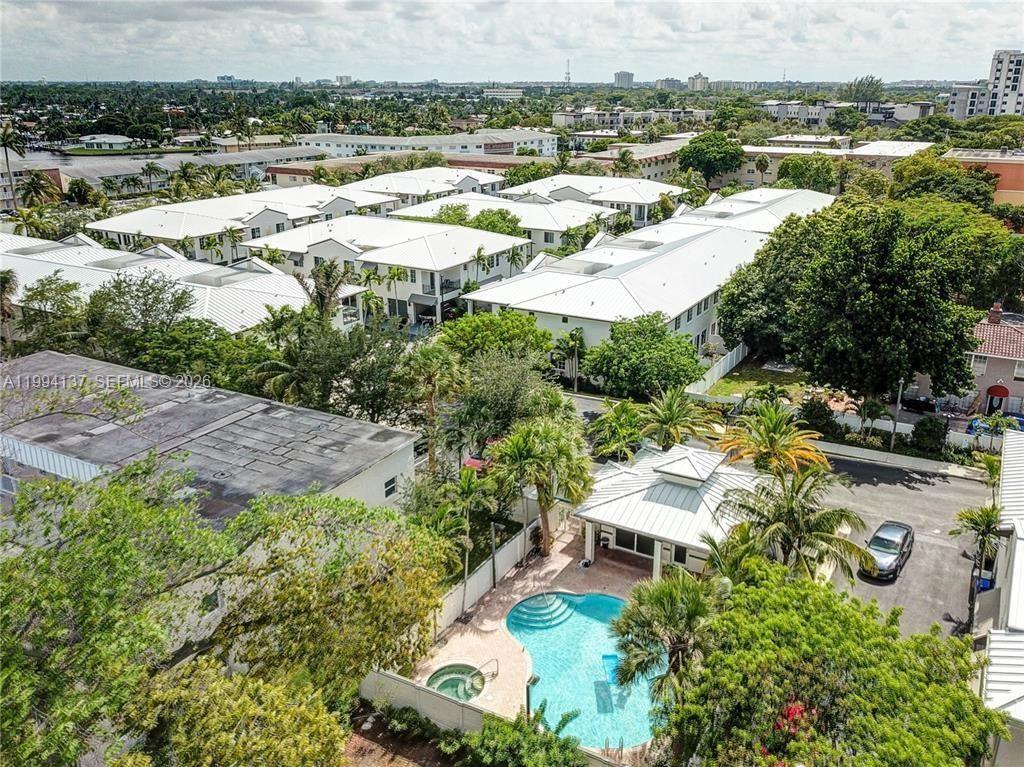 728 Southeast 2nd Street Pompano Beach, FL 33060 - Photo 22 of 27 a picture of lake view