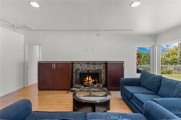 $9,500 | 321 VÃa San Sebastian, Redondo Beach, CA 90277