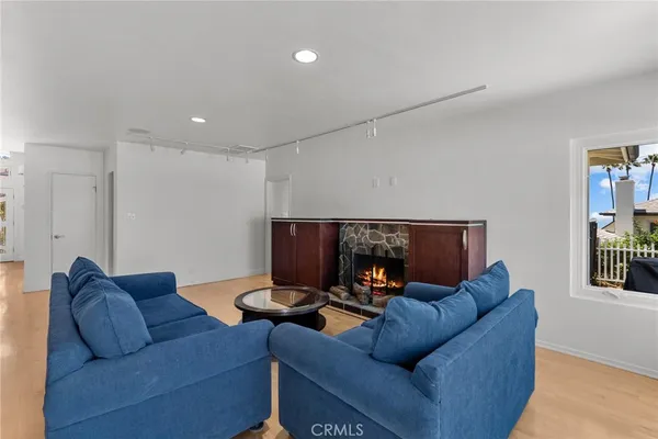 $9,500 | 321 VÃa San Sebastian, Redondo Beach, CA 90277