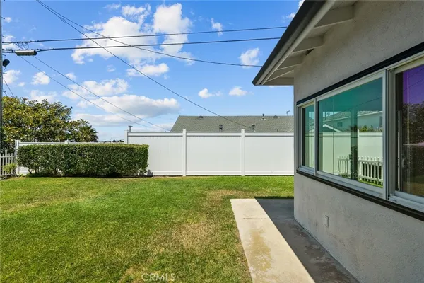 $9,500 | 321 VÃa San Sebastian, Redondo Beach, CA 90277