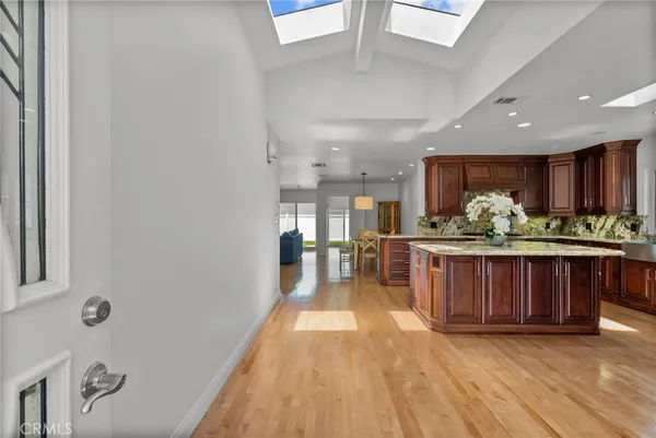 $9,500 | 321 VÃa San Sebastian, Redondo Beach, CA 90277