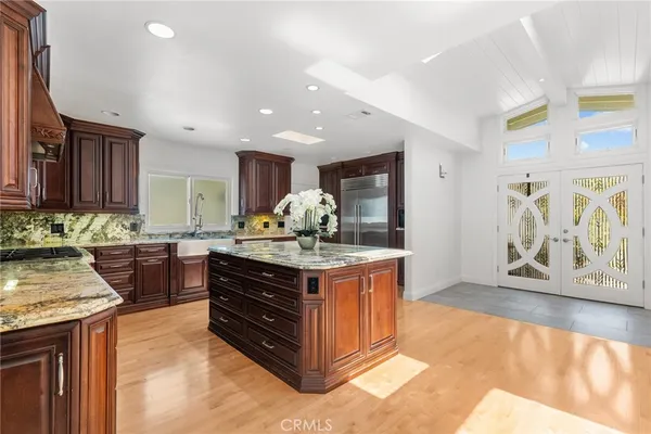 $9,500 | 321 VÃa San Sebastian, Redondo Beach, CA 90277