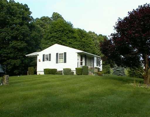 855 Deerfield Road Washington, PA 15301 - Photo 1 of 6 Exterior Front.