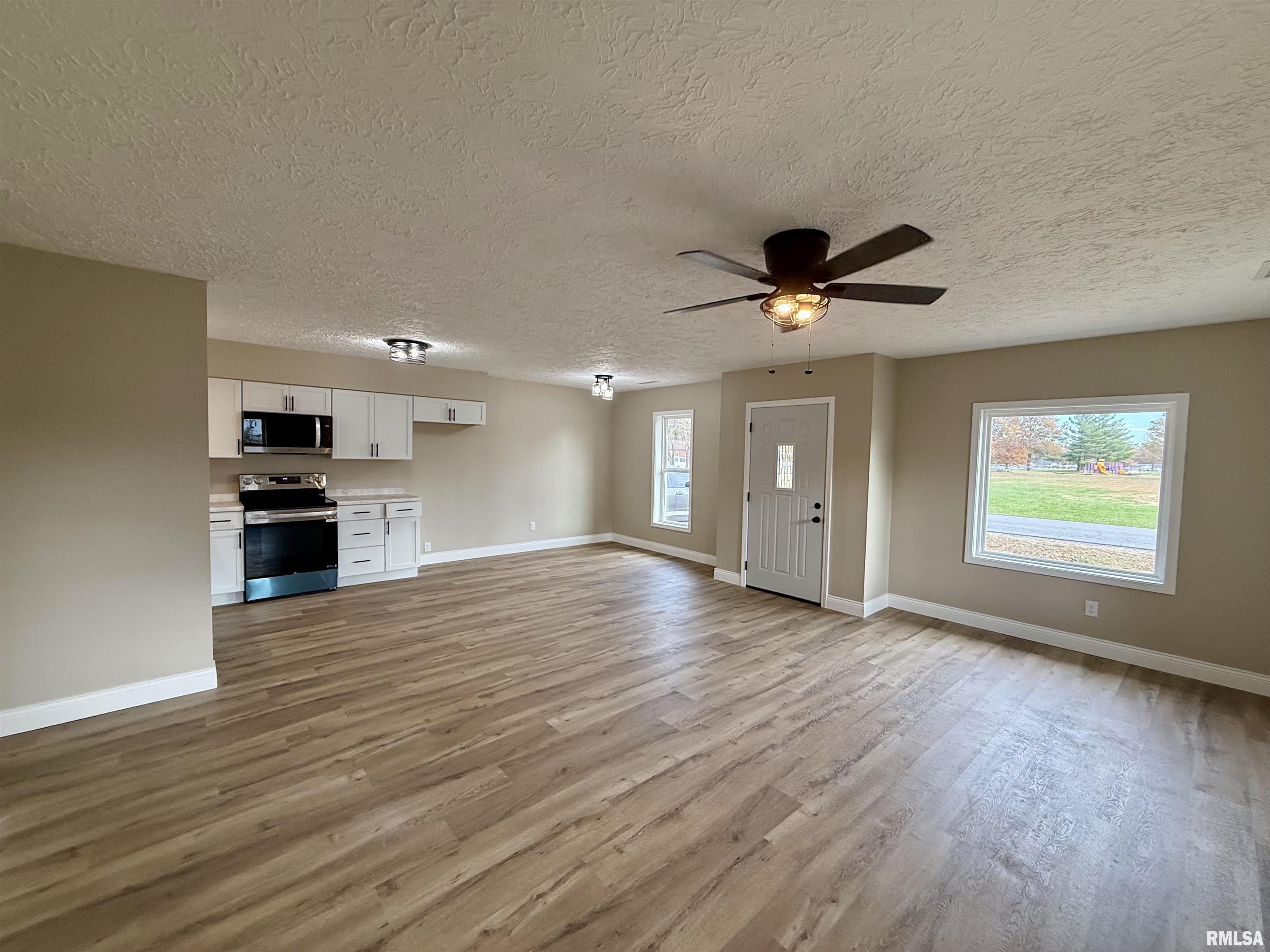 1805 North 13th Street Herrin, IL 62948 - Photo 4 of 21