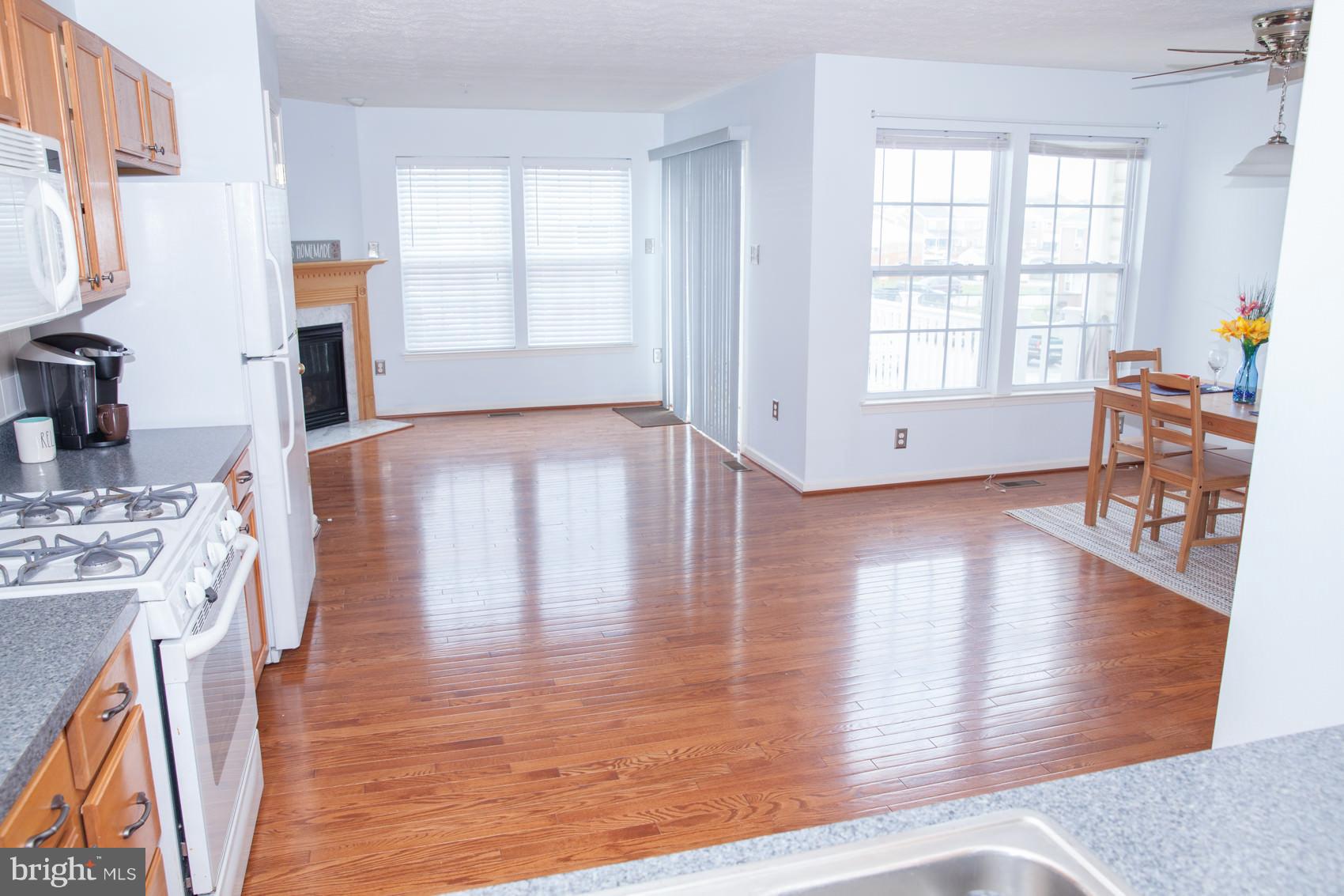 9834 Decatur Road Baltimore, MD 21220 - Photo 9 of 29 Kitchen