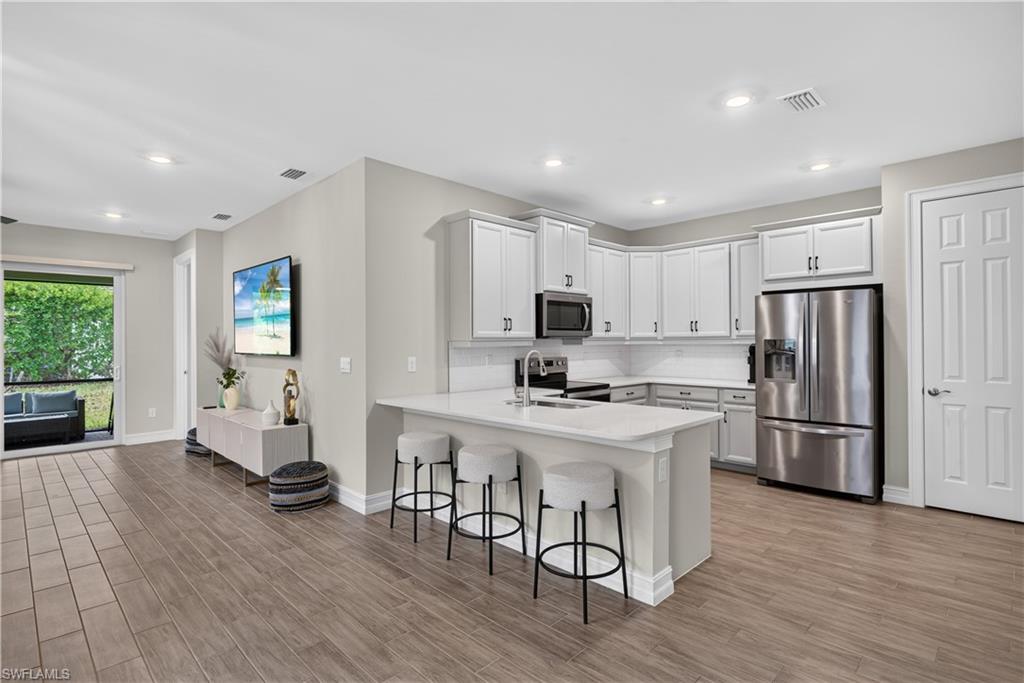 847 Enbrook Loop Naples, FL 34114 - Photo 3 of 16