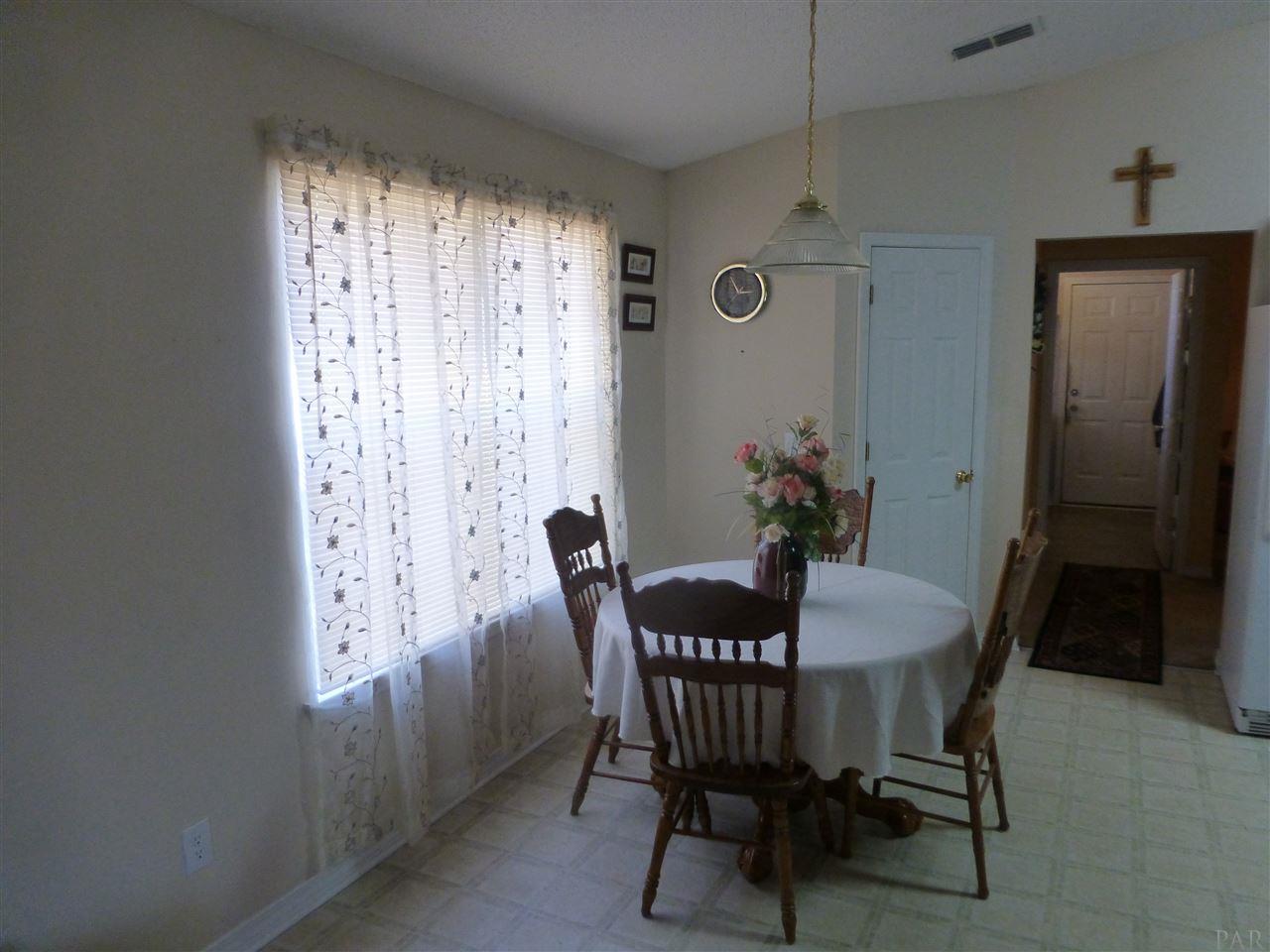 5510 Mulat Road Milton, FL 32583 - Photo 10 of 27 Gallery Image 10