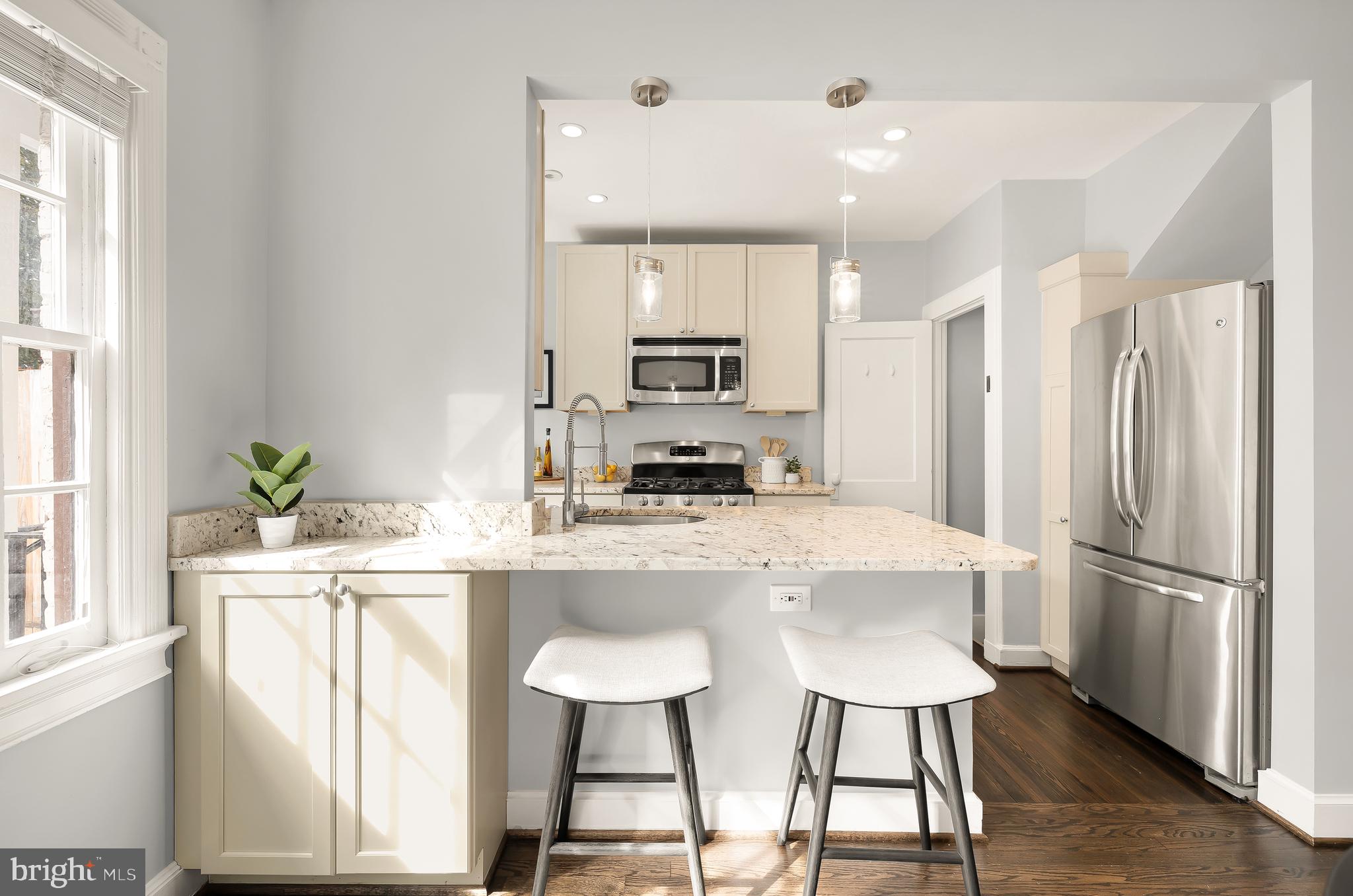 4470 Reservoir Road Northwest Washington, DC 20007 - Photo 8 of 30 Gallery Image 8