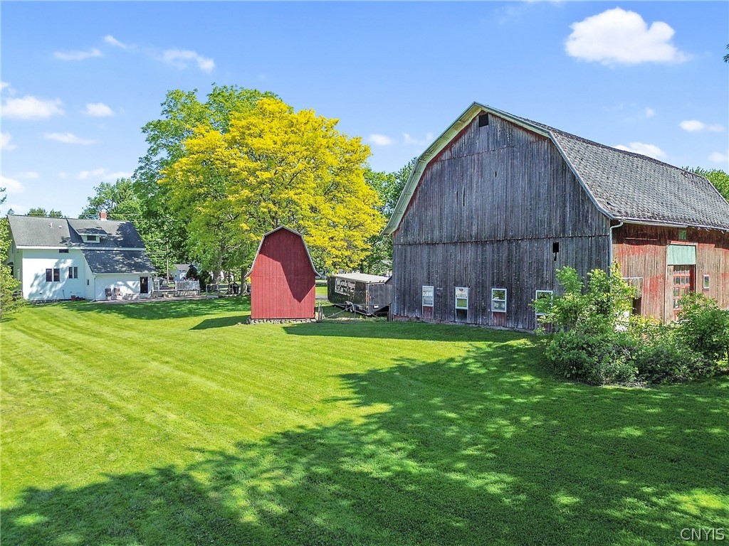6176 Lakeshore Road Cicero, NY 13039 - Photo 43 of 50