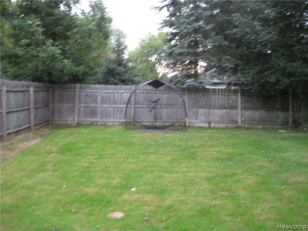 1749 East Maple Road Birmingham, MI 48009 - Photo 19 of 19