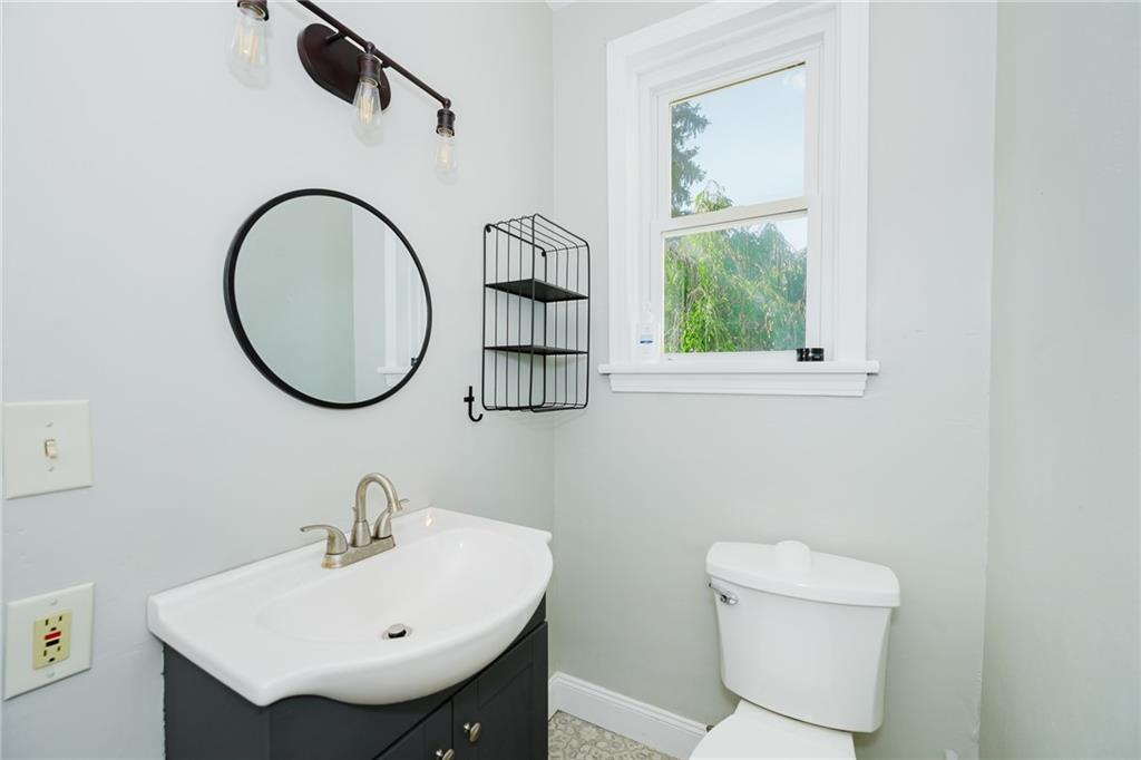 557 Oak Street Indiana, PA 15701 - Photo 15 of 30 Gallery Image 15