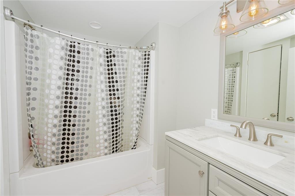 557 Oak Street Indiana, PA 15701 - Photo 19 of 30 Gallery Image 19