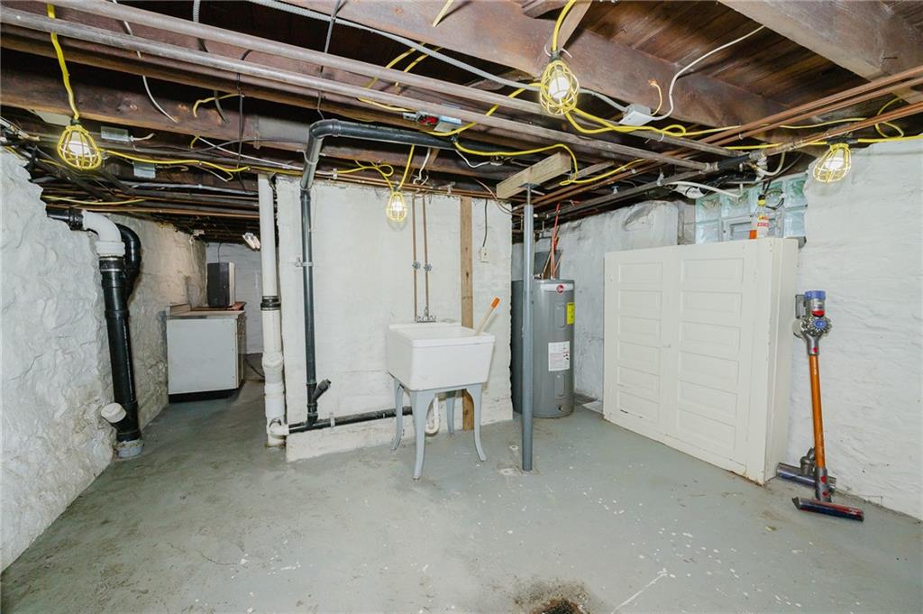 557 Oak Street Indiana, PA 15701 - Photo 24 of 30 Gallery Image 24