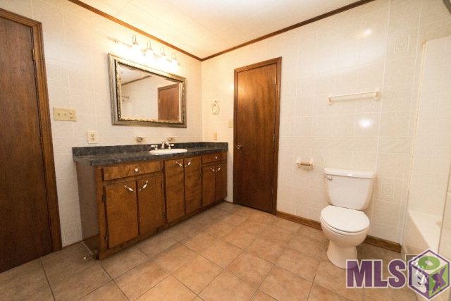 482 Bayou Dularge Road Houma, LA 70363 - Photo 11 of 15 Master Bath