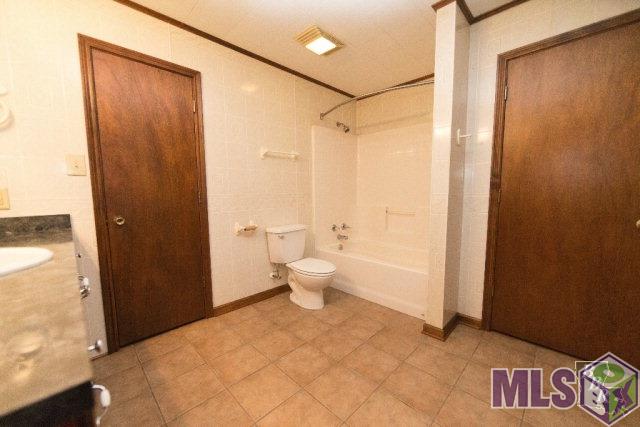 482 Bayou Dularge Road Houma, LA 70363 - Photo 10 of 15 Master Bath