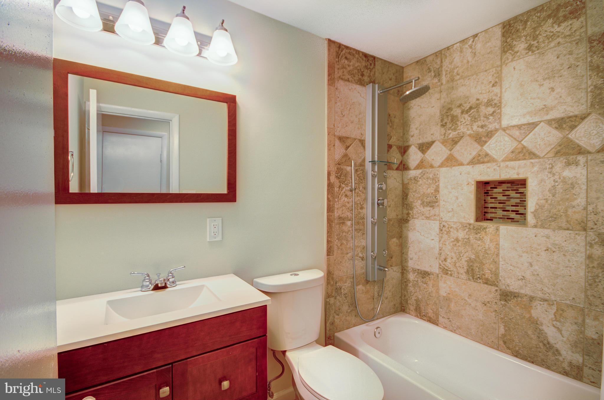 6606 Middlefield Road Fort Washington, MD 20744 - Photo 12 of 29 Bath