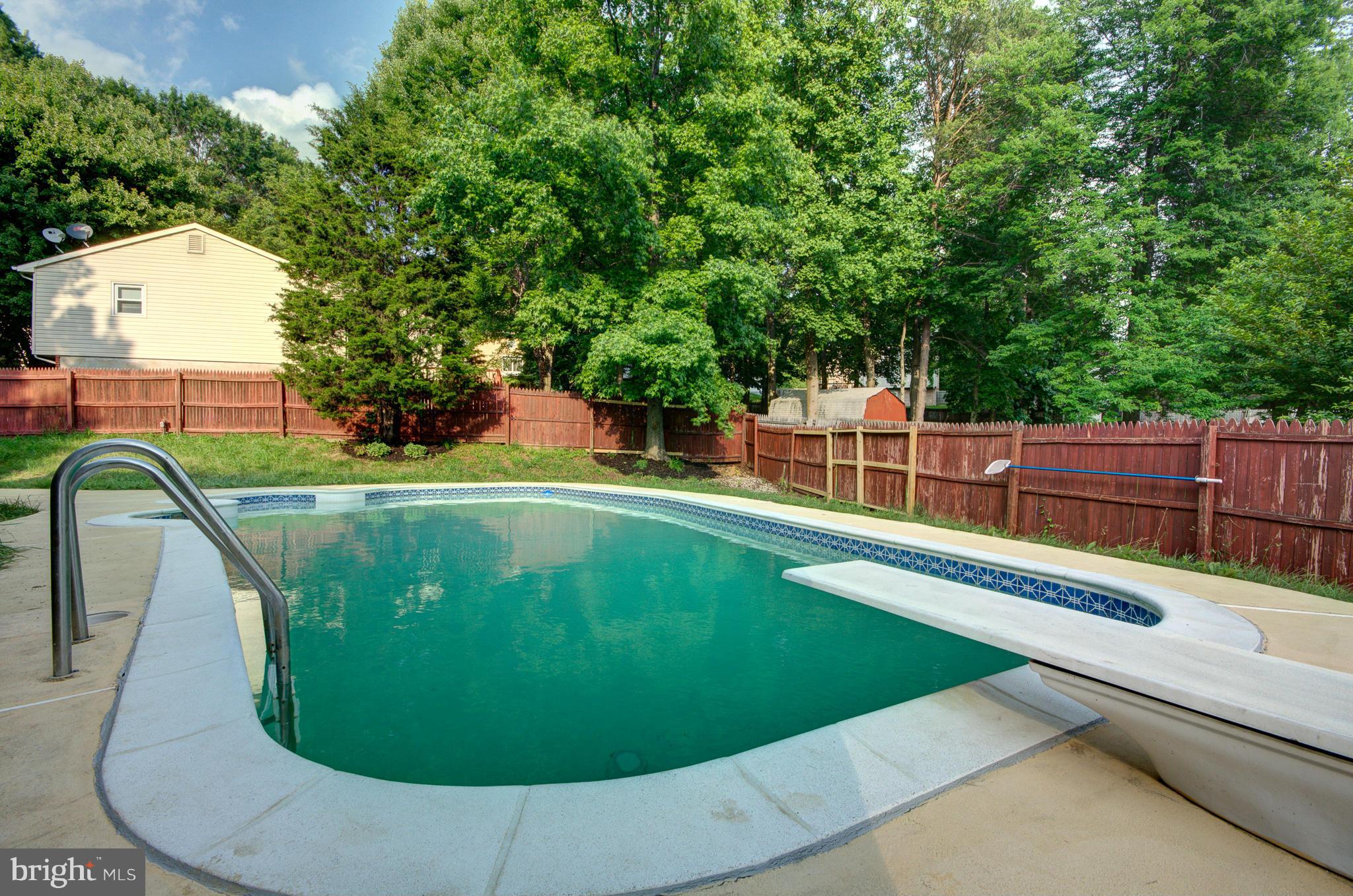 6606 Middlefield Road Fort Washington, MD 20744 - Photo 27 of 29 Exterior (Rear)