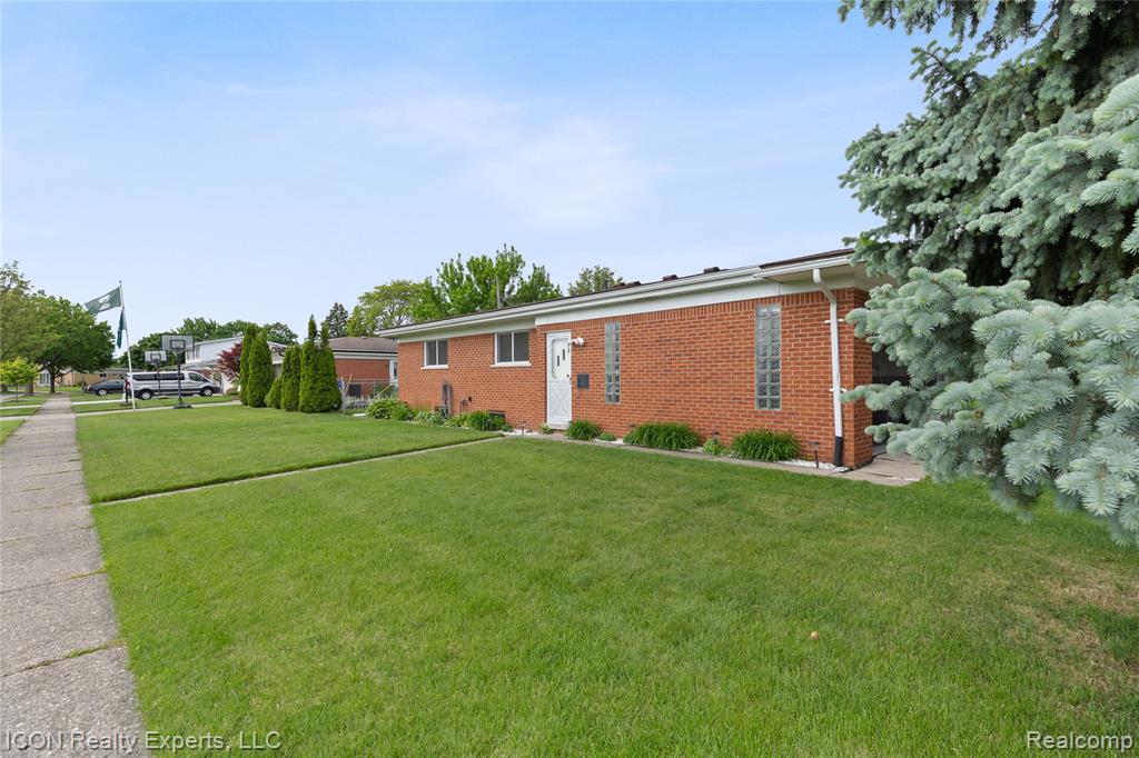 11498 Racine Road Warren, MI 48093 - Photo 27 of 29