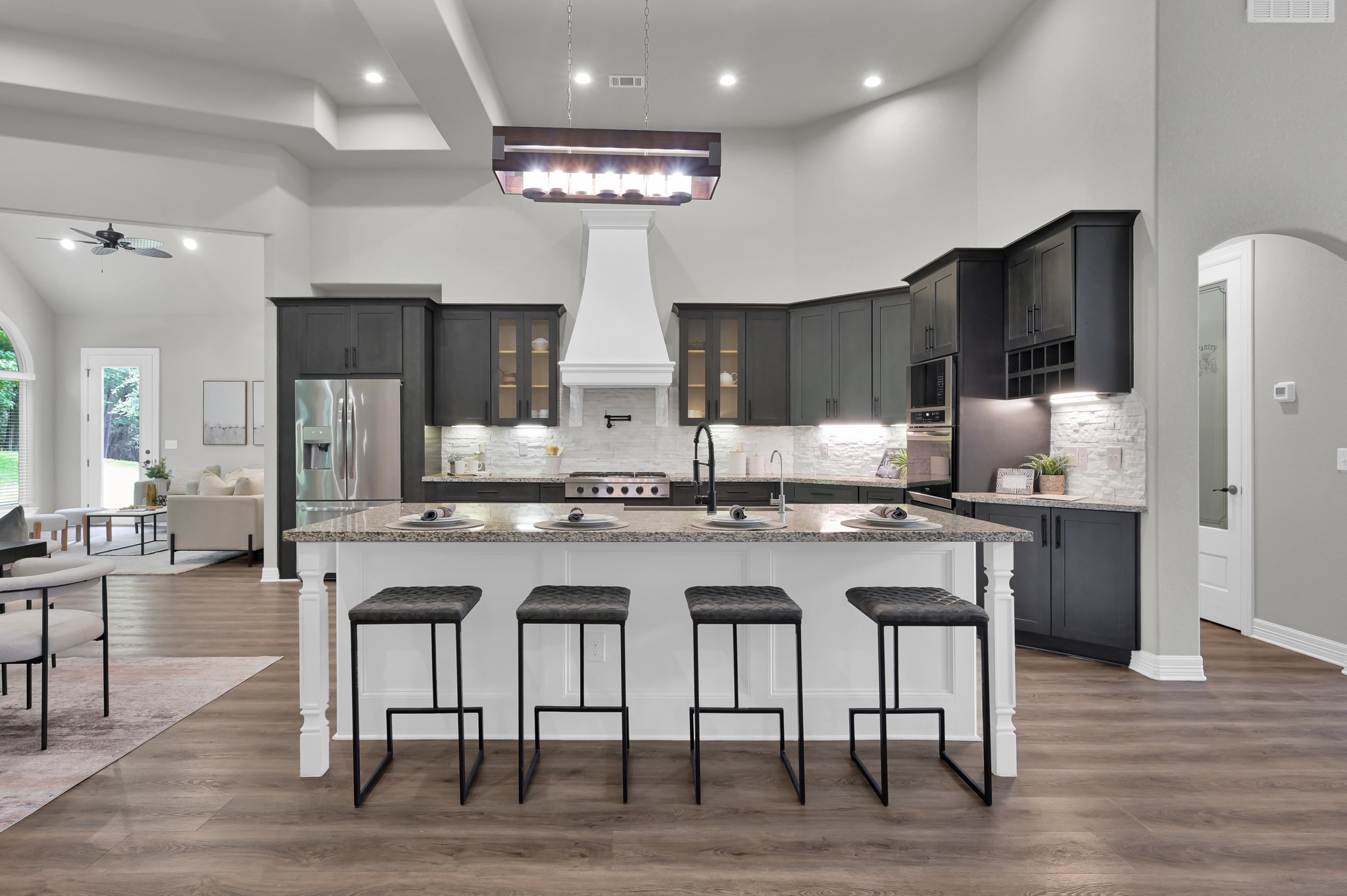 2172 Greentree Drive Huntsville, TX 77340 - Photo 11 of 45 "Staged for Presentation"