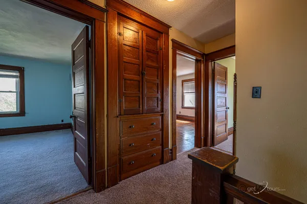 a view of walk in closet