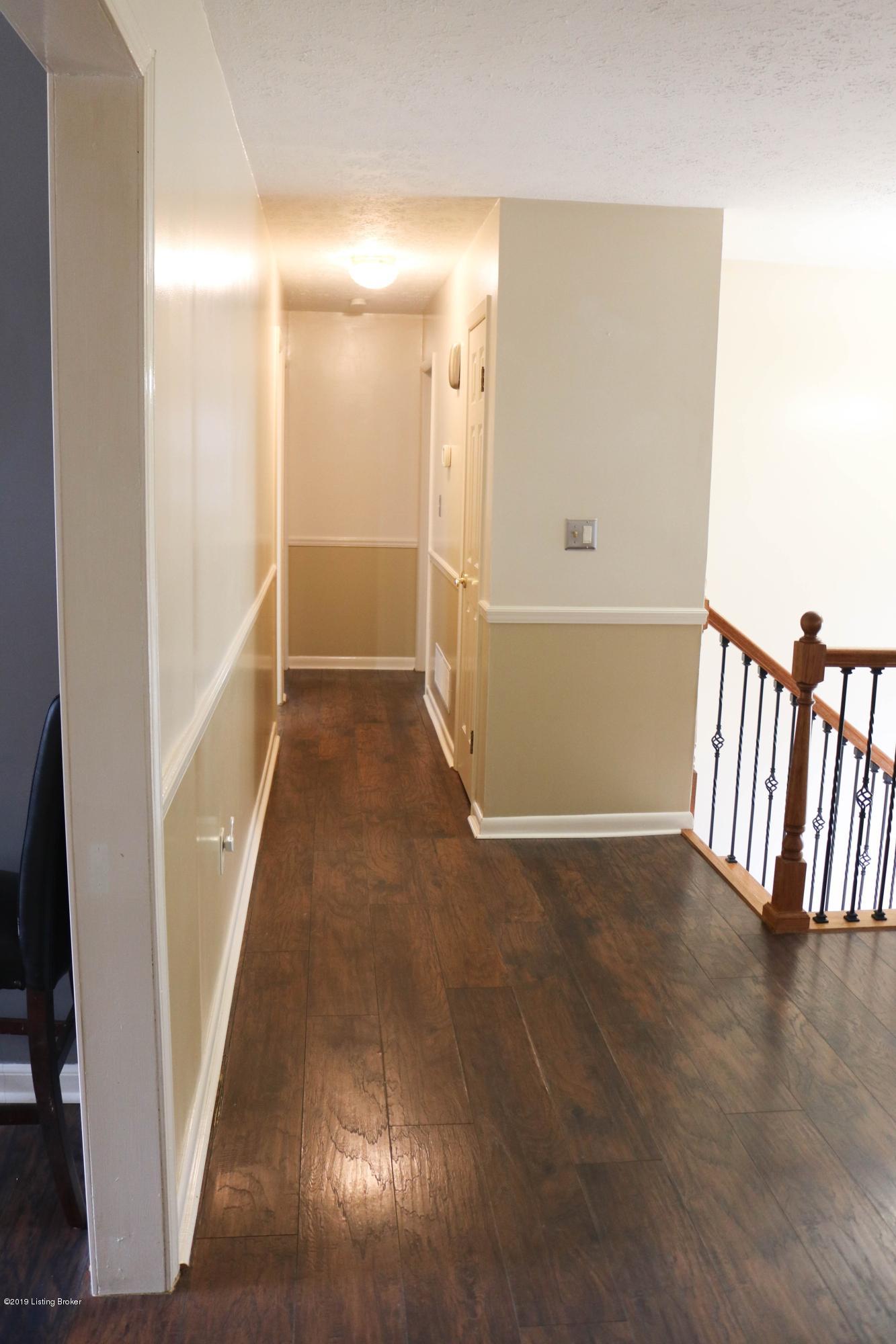5300 Rayburn Road Louisville, KY 40272 - Photo 26 of 99 26