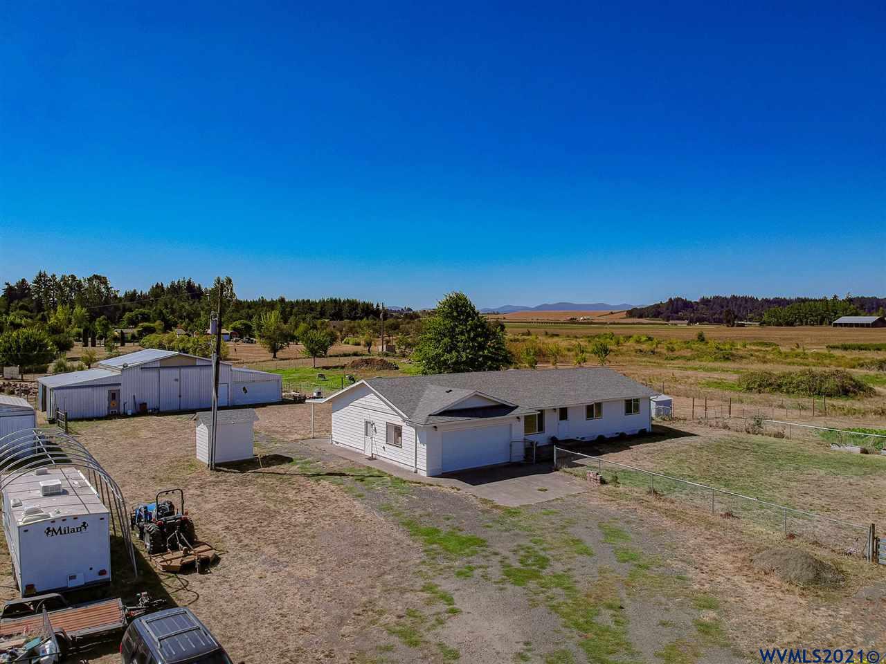 9465 Wells Landing Road Independence, OR 97351 - Photo 23 of 42