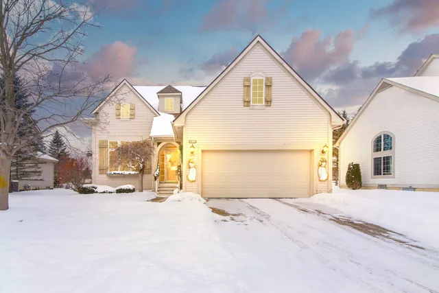$549,900 | 5916 Lafayette Lane, Ann Arbor, MI 48103