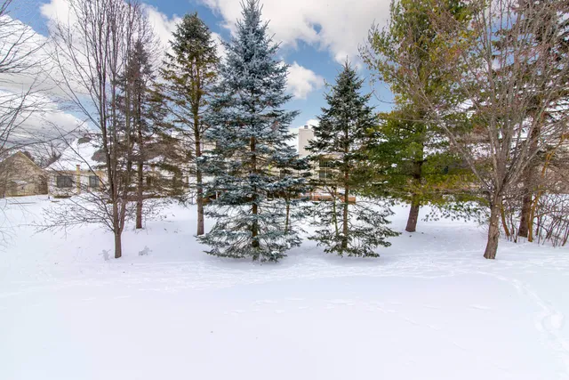 $549,900 | 5916 Lafayette Lane, Ann Arbor, MI 48103