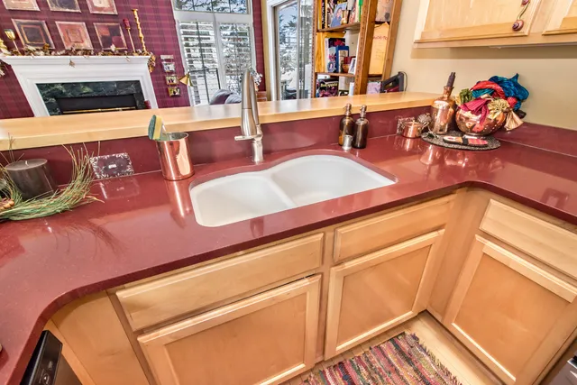 $549,900 | 5916 Lafayette Lane, Ann Arbor, MI 48103