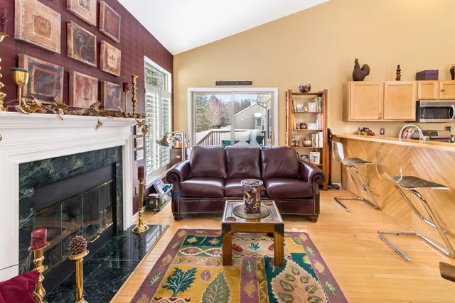 $549,900 | 5916 Lafayette Lane, Ann Arbor, MI 48103