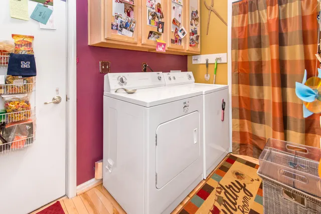 $549,900 | 5916 Lafayette Lane, Ann Arbor, MI 48103