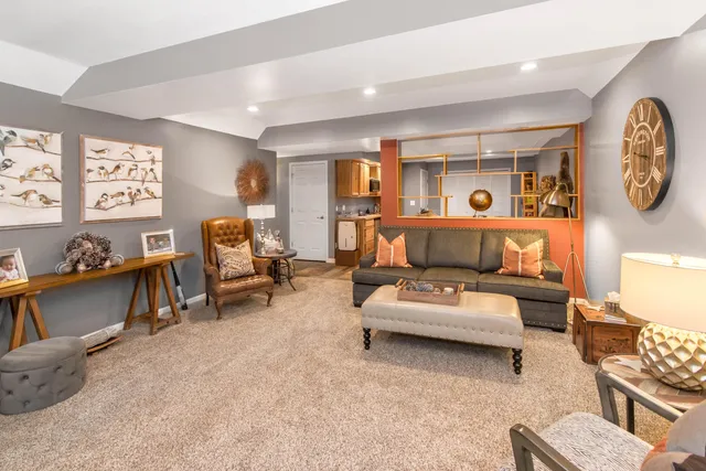 $549,900 | 5916 Lafayette Lane, Ann Arbor, MI 48103