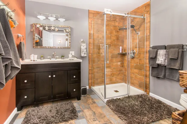 $549,900 | 5916 Lafayette Lane, Ann Arbor, MI 48103