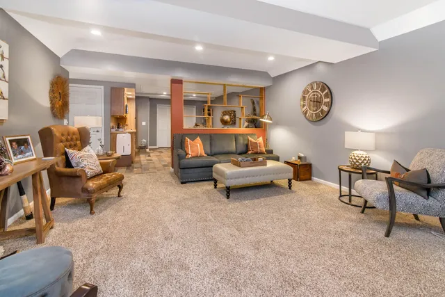 $549,900 | 5916 Lafayette Lane, Ann Arbor, MI 48103