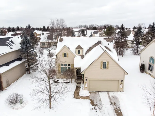 $549,900 | 5916 Lafayette Lane, Ann Arbor, MI 48103