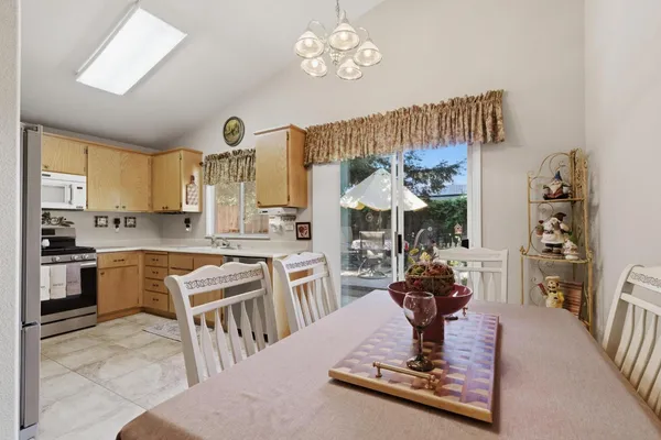 $435,000 | 1685 Augusta Lane, Yuba City, CA 95993