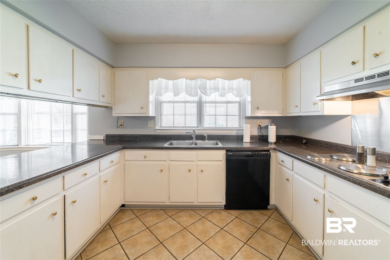 3809 St Andrews Loop North Mobile, AL 36693 - Photo 8 of 41