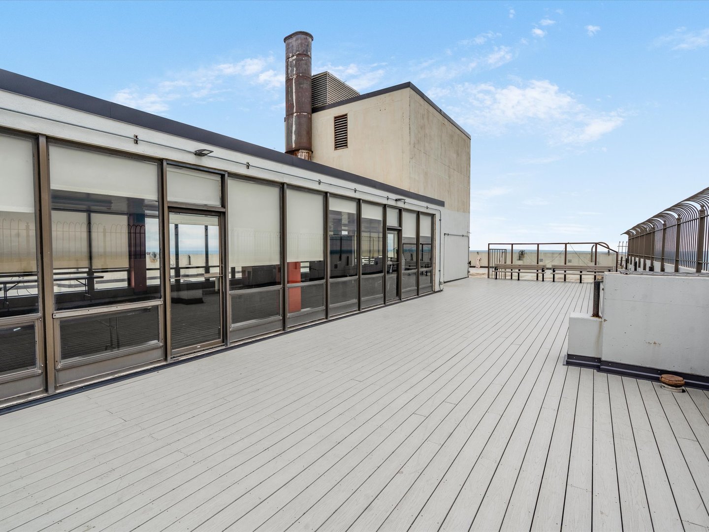 5455 North Sheridan Road, Unit 3515 Chicago, IL 60640 - Photo 53 of 68