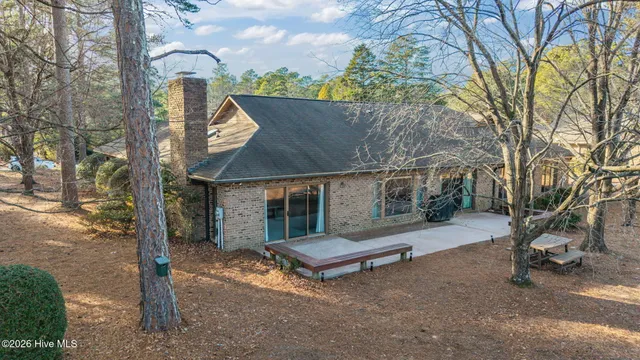 $485,000 | 220 Fairway Drive, Pinehurst, NC 28374